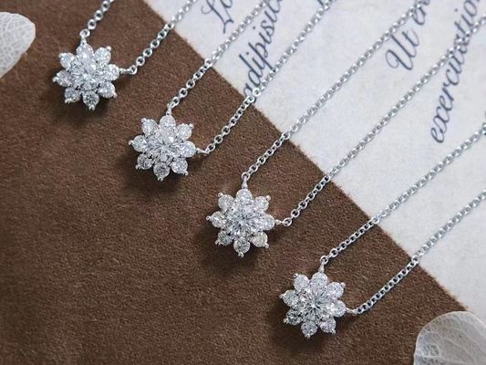 0.100kg Package Gross Weight 42cm Length Xinrui Lab Grown Diamonds CVD/Hpht Diamond Necklace